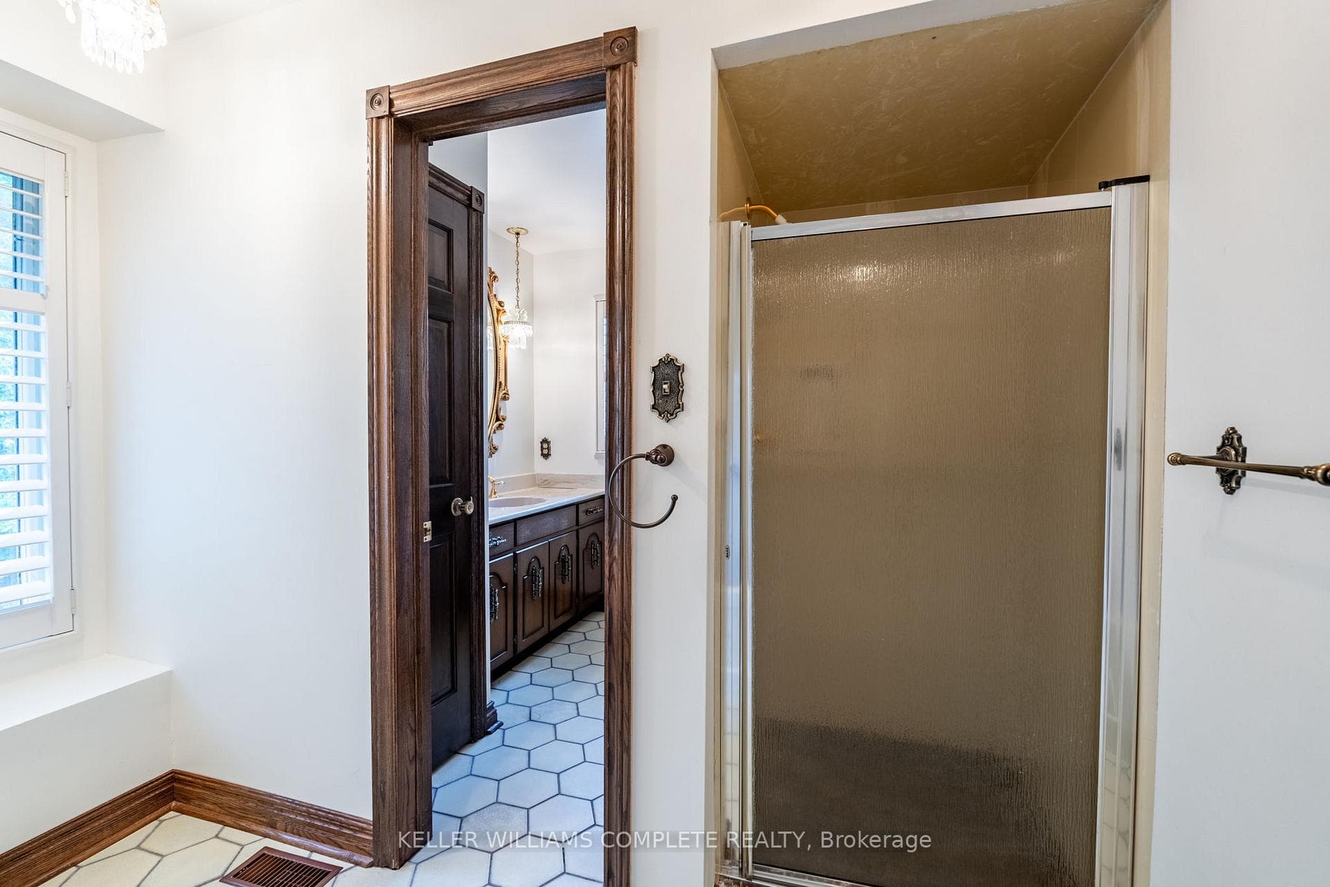 7072 McMillan Drive photo 36