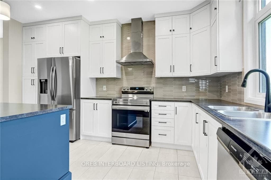 628 CONSERVATION Street photo 9