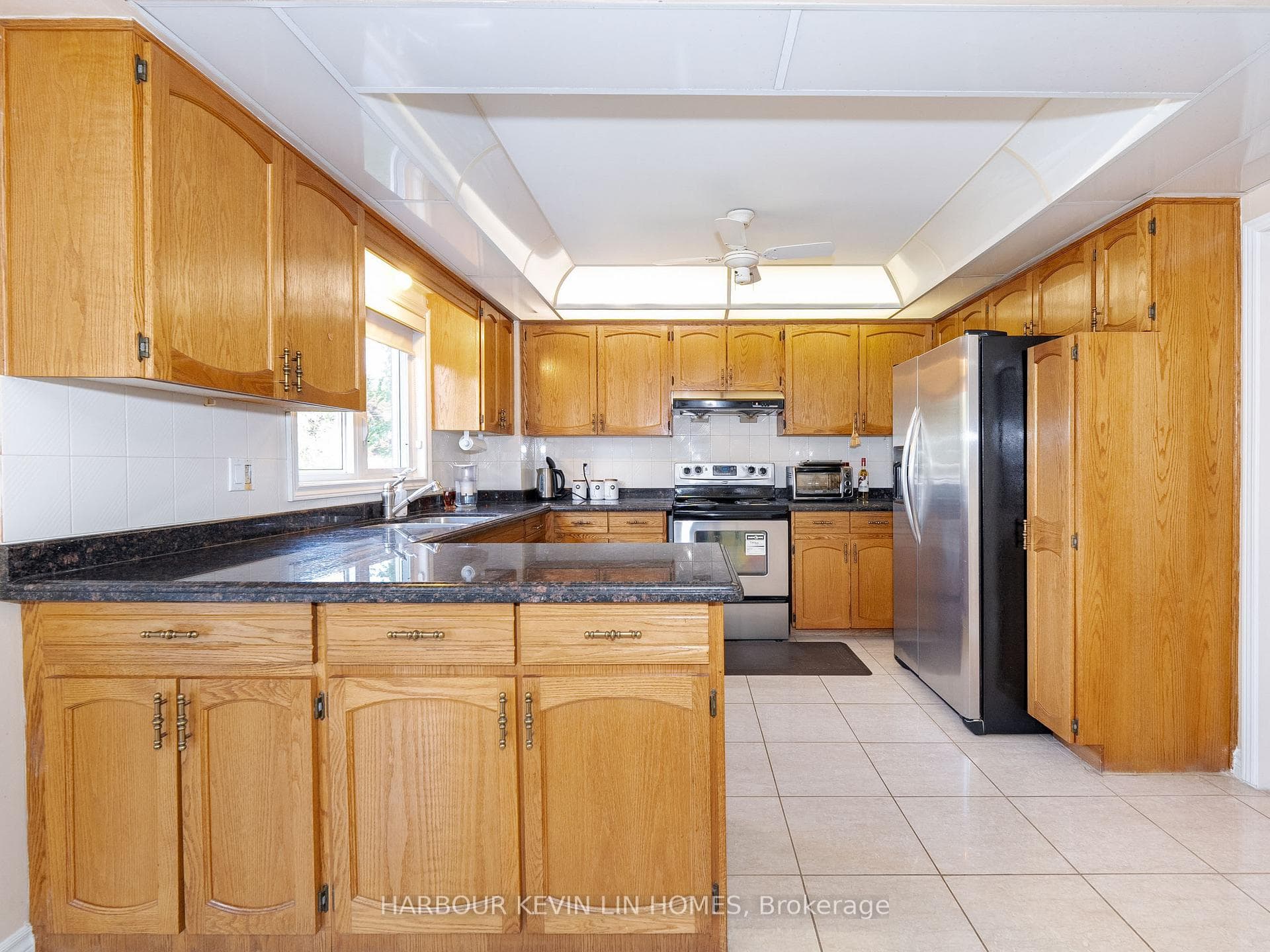 364 Valleymede Drive photo 15