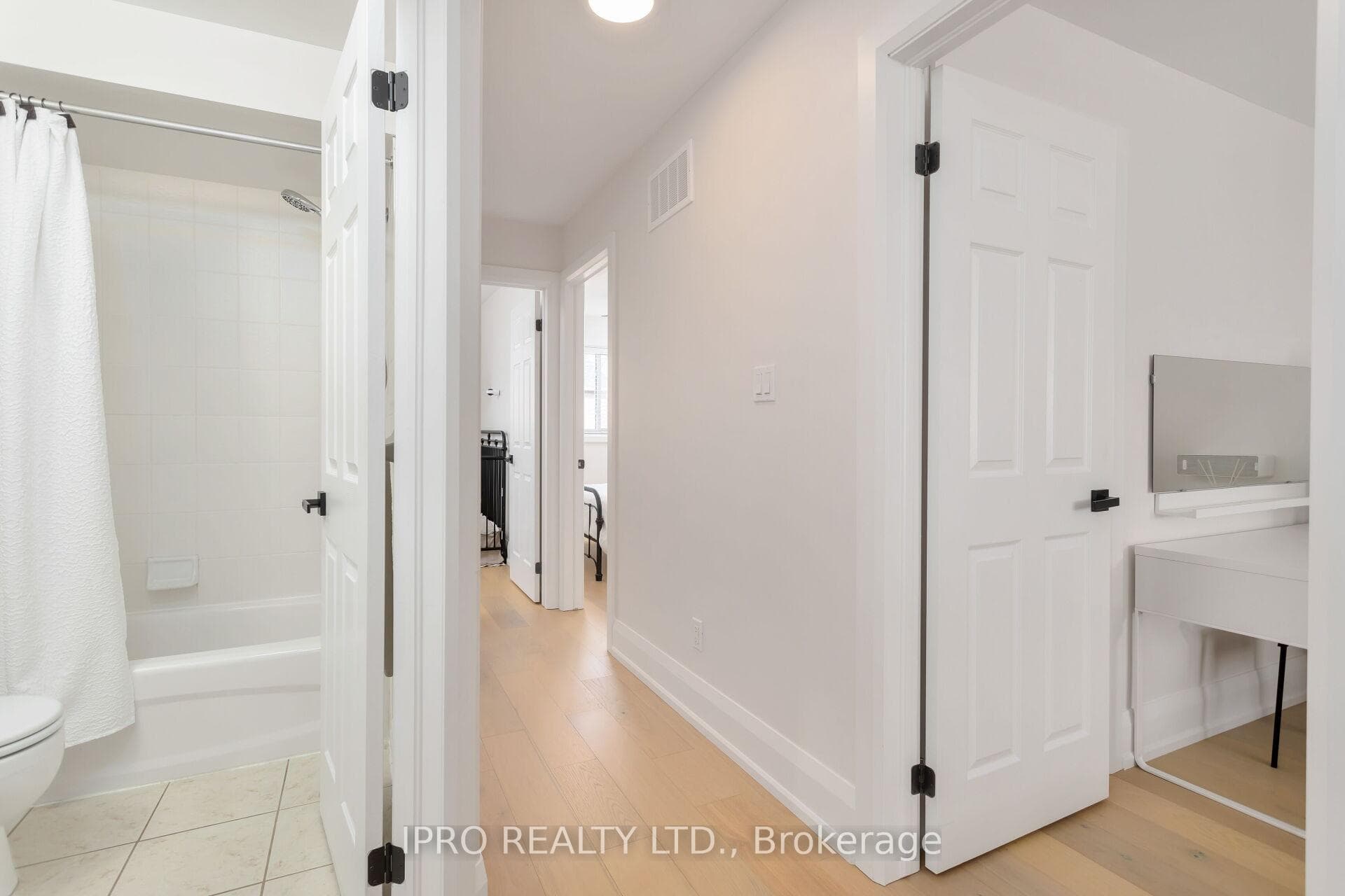 2280 Baronwood Drive Unit 58 photo 20