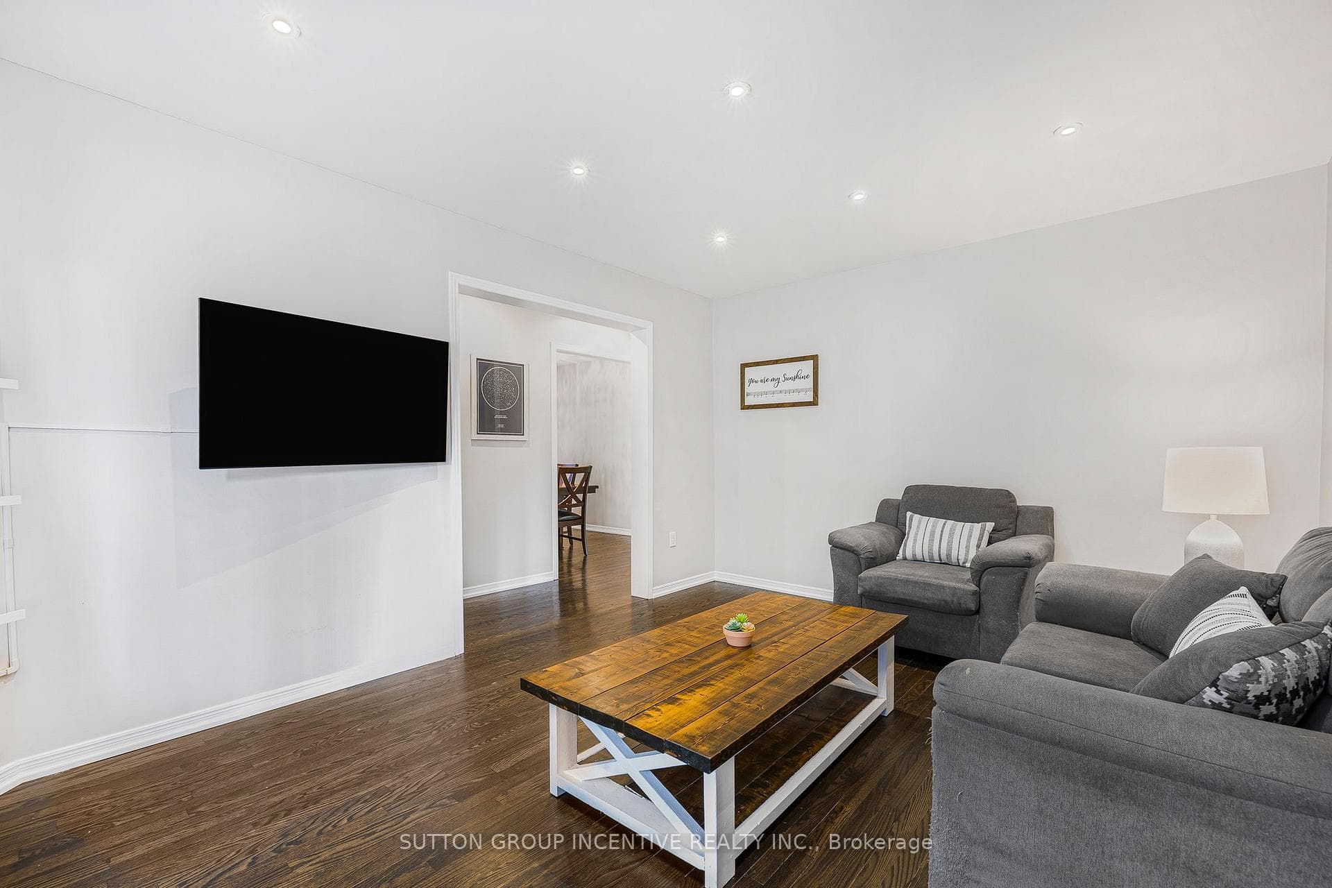 375 Millard Street photo 8