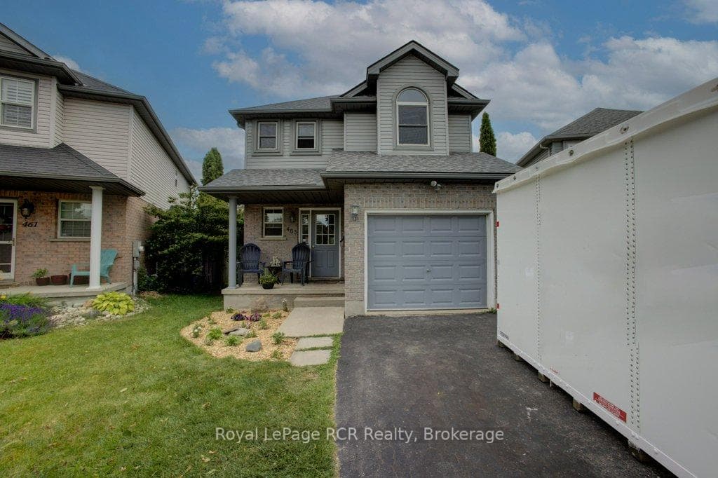 463 Nova Scotia Court photo 2