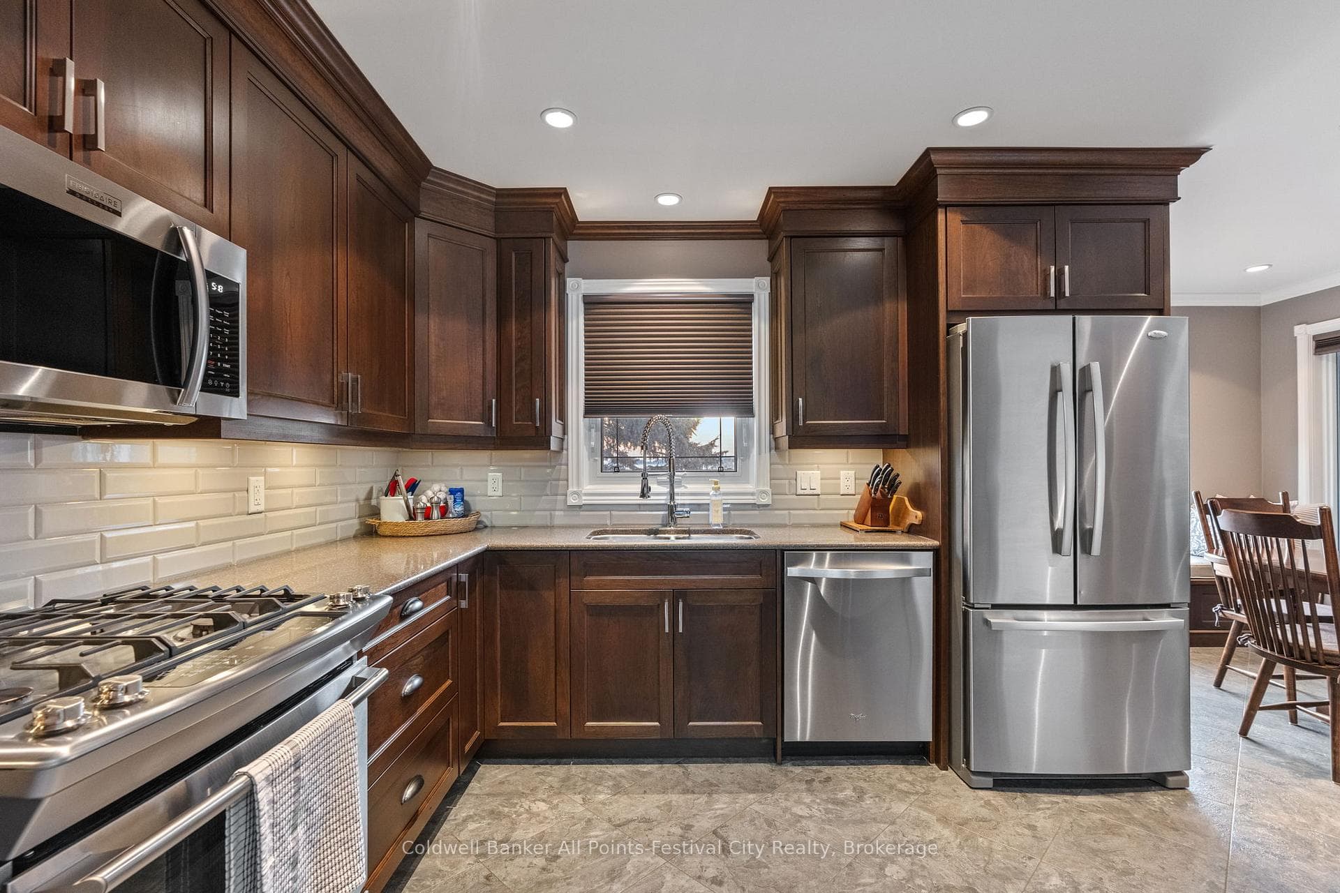 68 Sprung Court photo 13