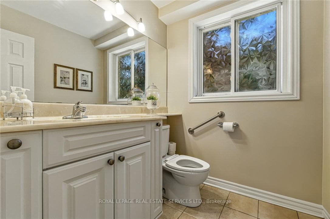 296 Glen Afton Drive photo 22