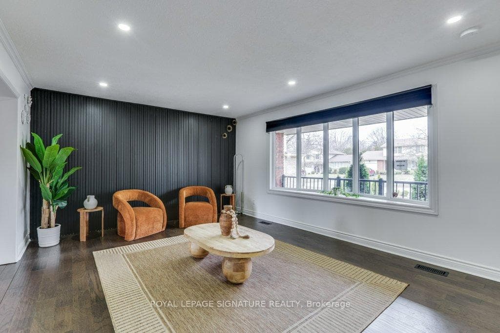 55 Wentworth Court photo 8