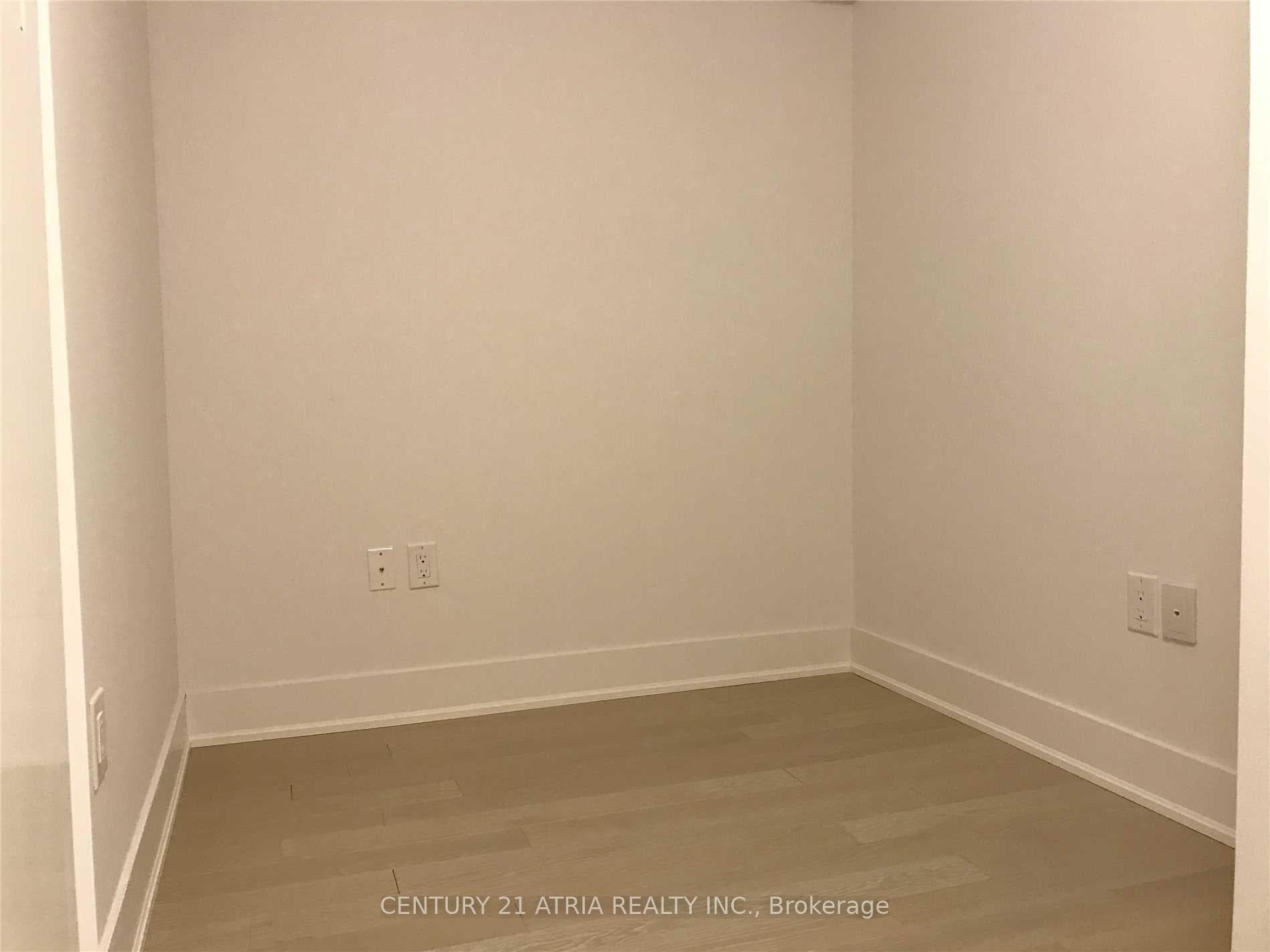 955 Bay Street Unit 616 photo 11