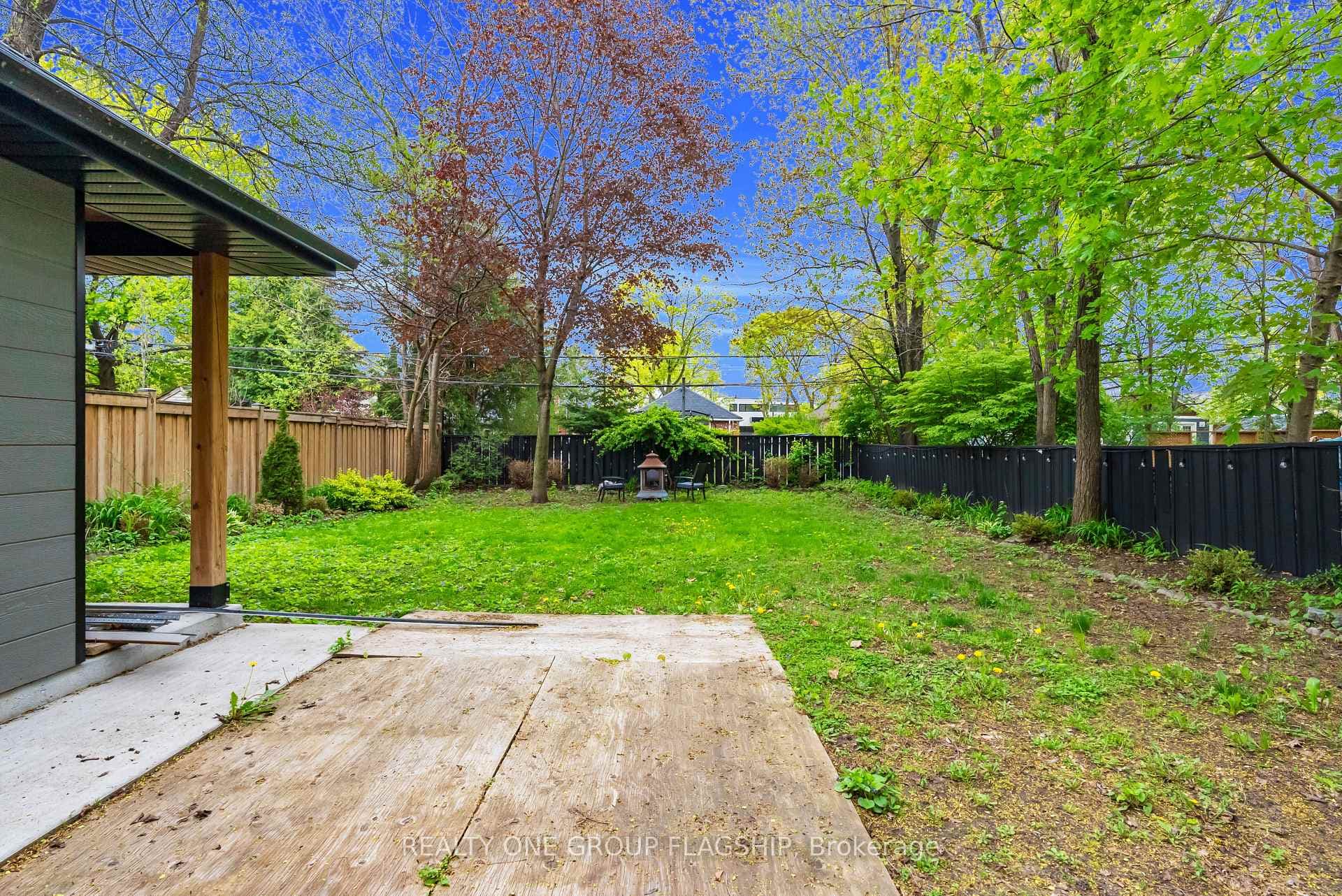 19 Yorkview Drive photo 44