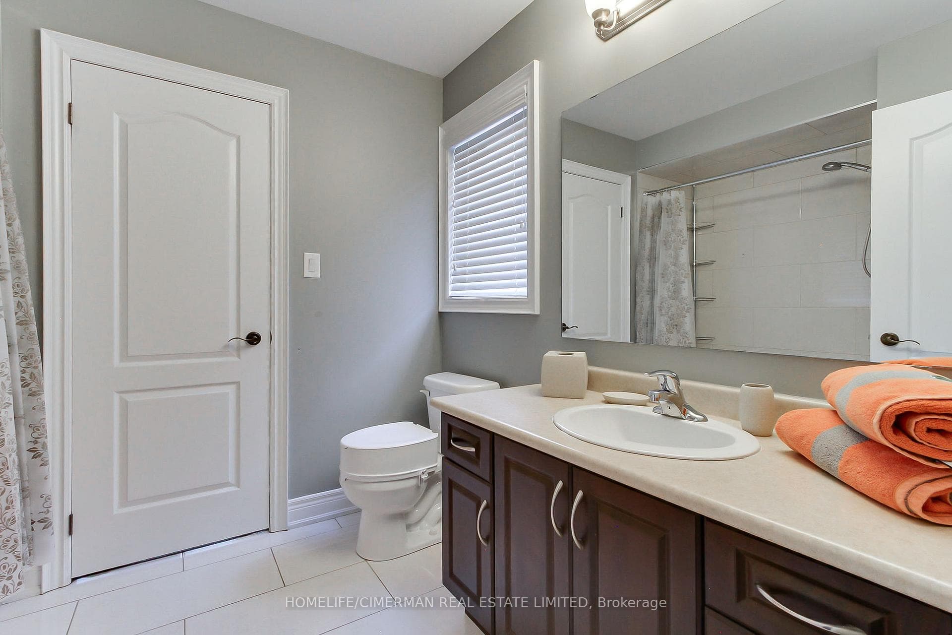 88 Chelsea Crescent photo 30