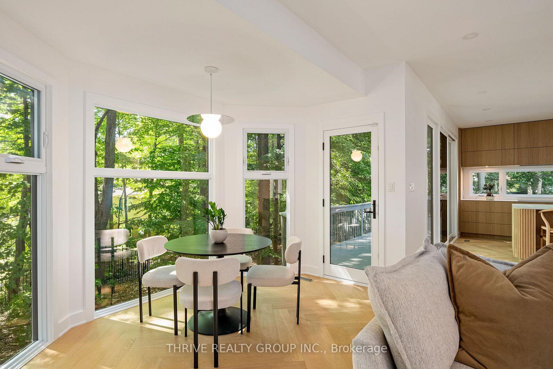52 Birchmount Walk photo 13