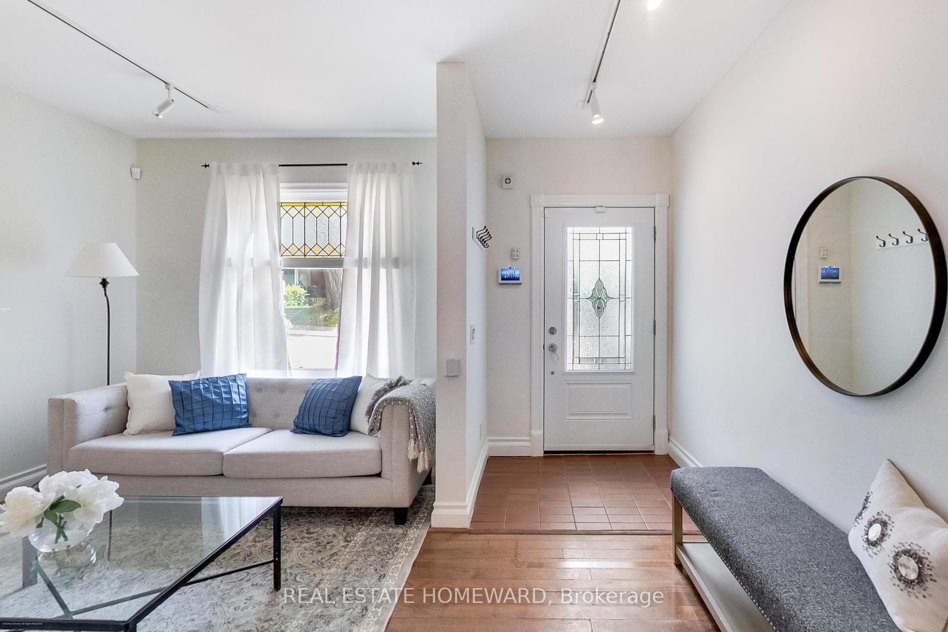 138 Lee Avenue photo 4