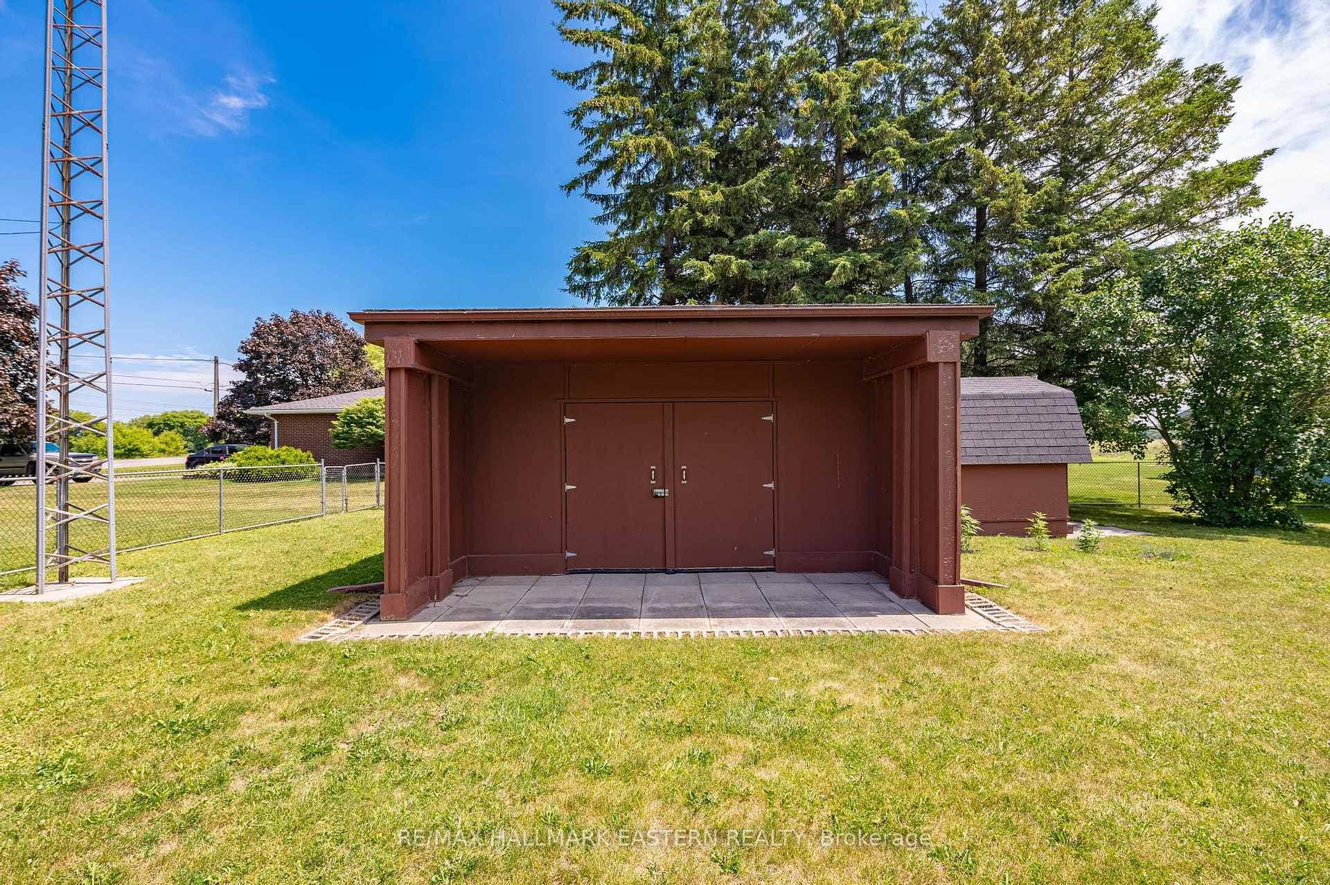 4733 Dale Road photo 7