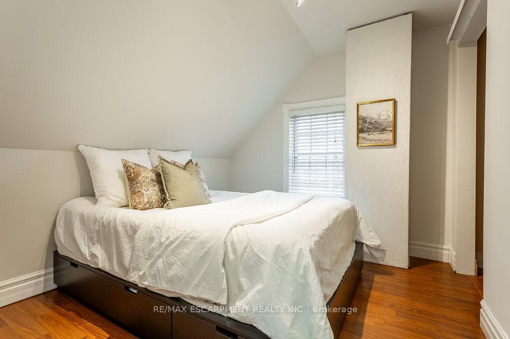 270 Beach Boulevard photo 24