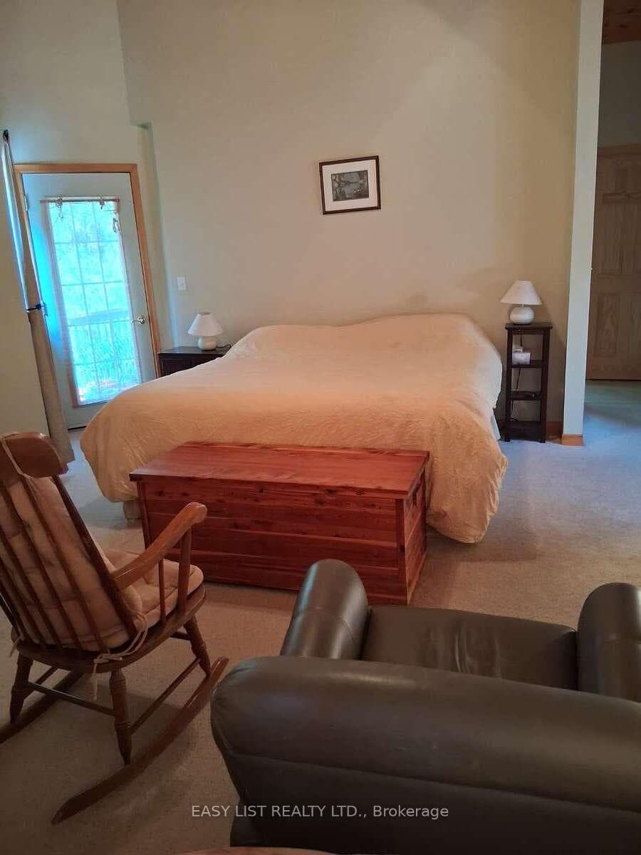175 Old Man's Lake Lane photo 27