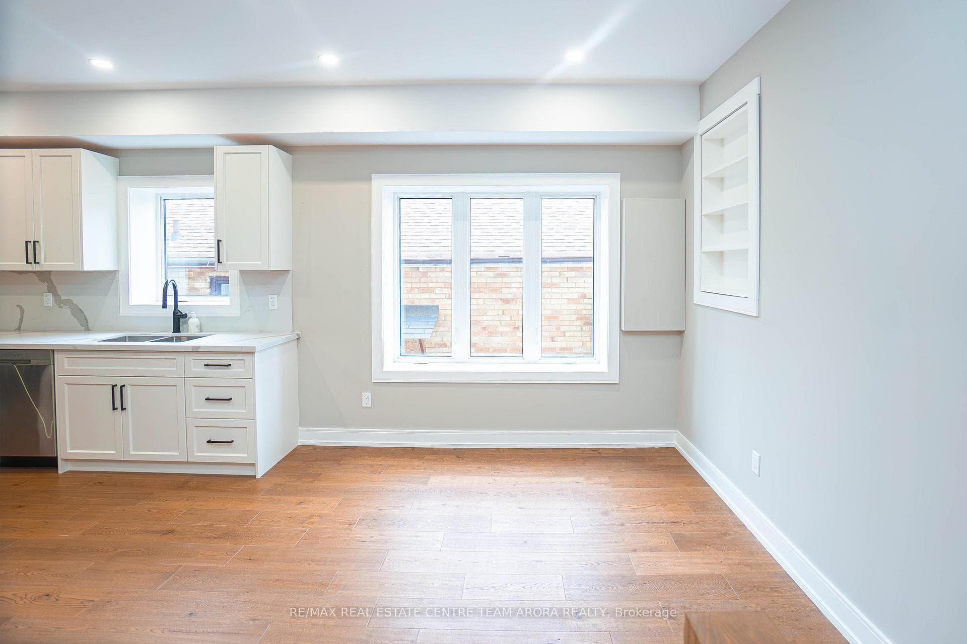 4027 Bloor Street Unit Unit A photo 5