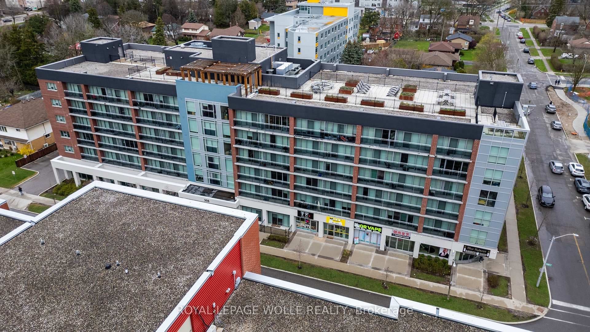 308 Lester Street Unit 620 photo 28