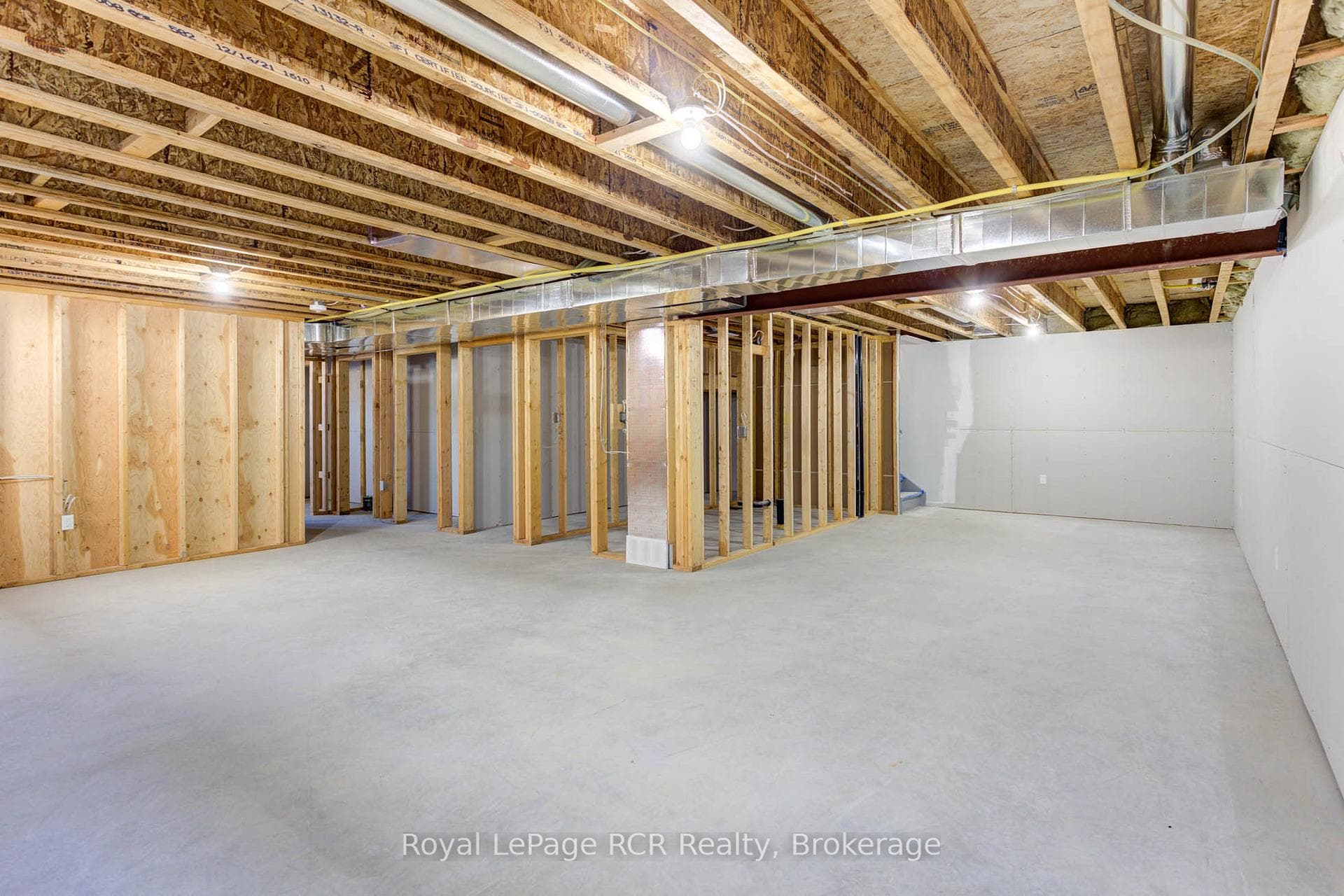 274 Queen Street photo 21