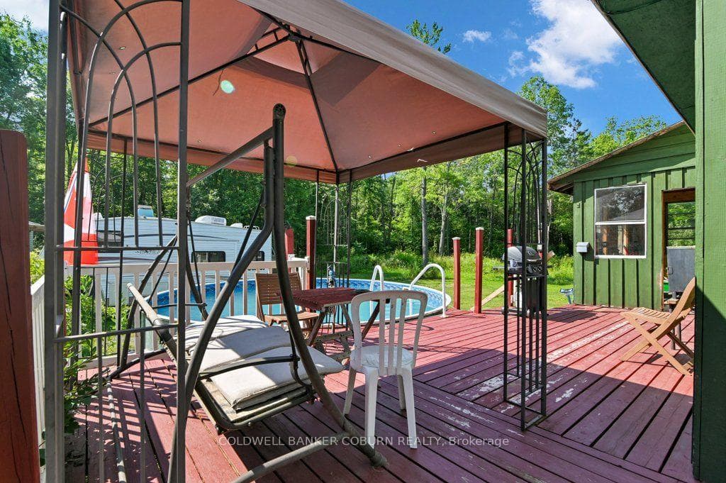 5094 Brunet Road photo 8