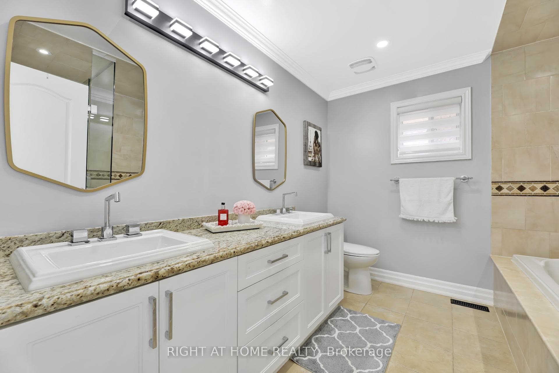 13 Meadow Oak Place photo 12