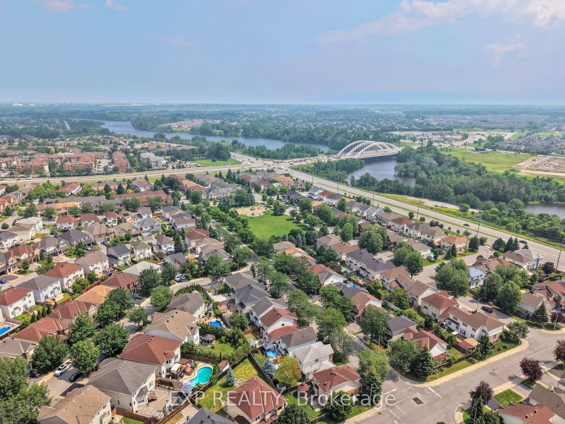 114 Ashmore Drive photo 49