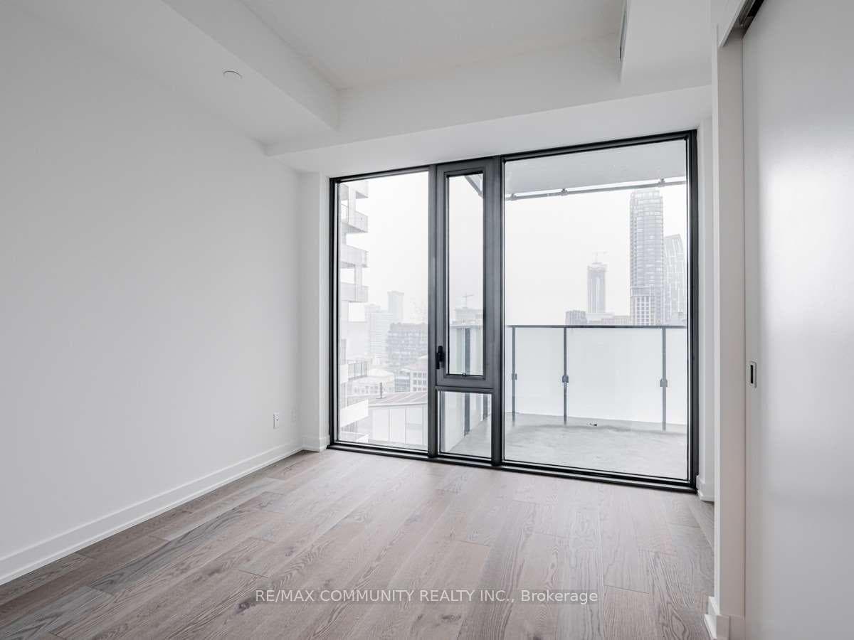 25 Richmond Street Unit 2610 photo 14