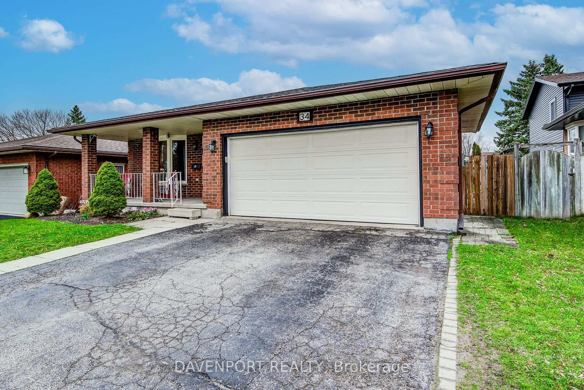 34 Denlow Street photo 2