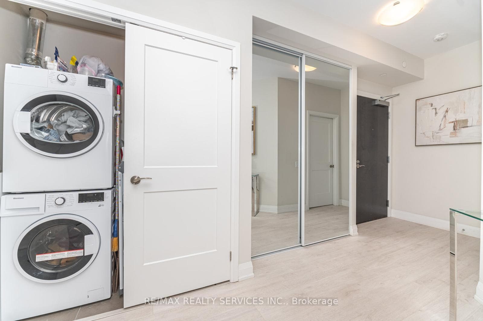 15 Lynch Street Unit 1506 photo 31