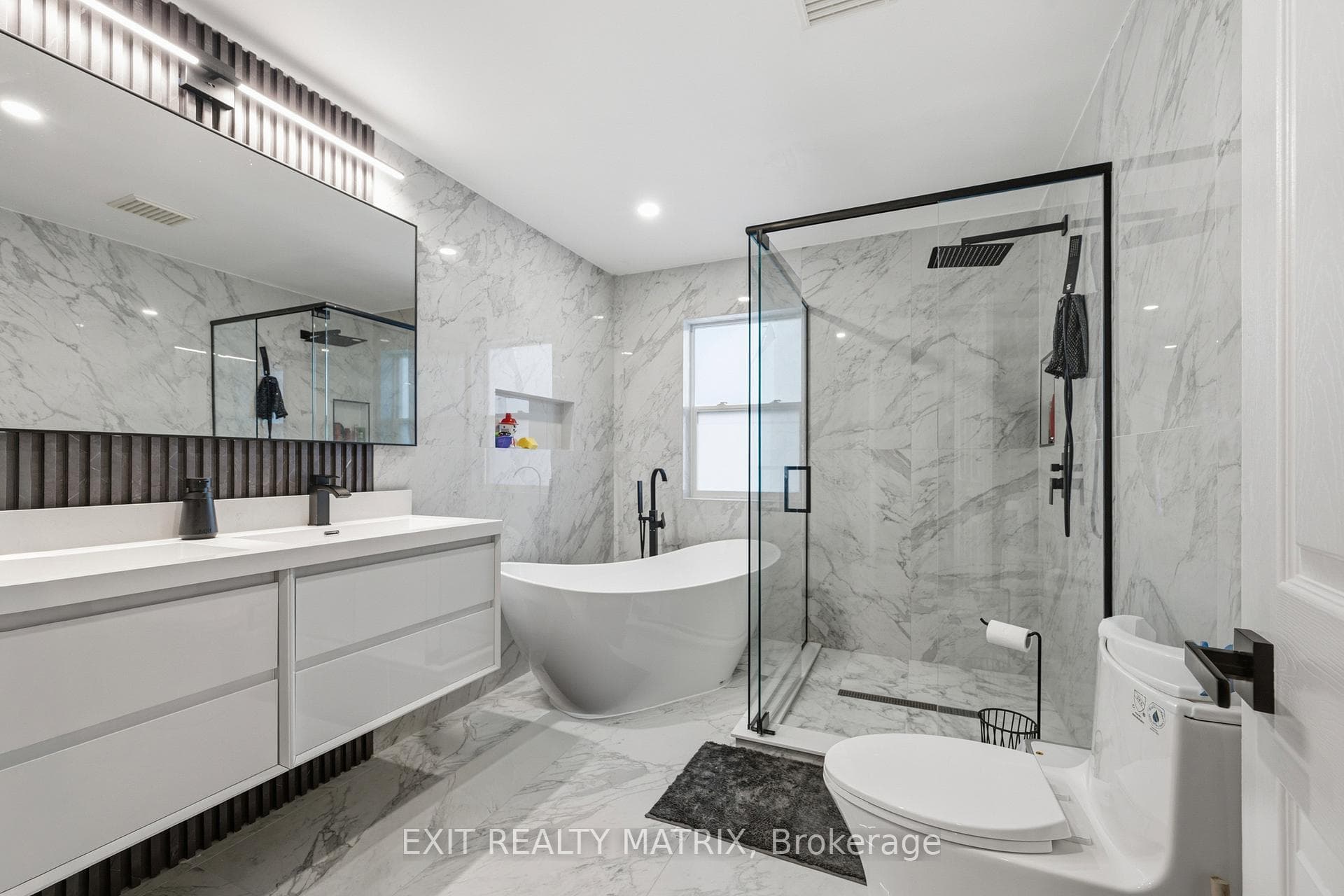 1511 Rumford Drive photo 29