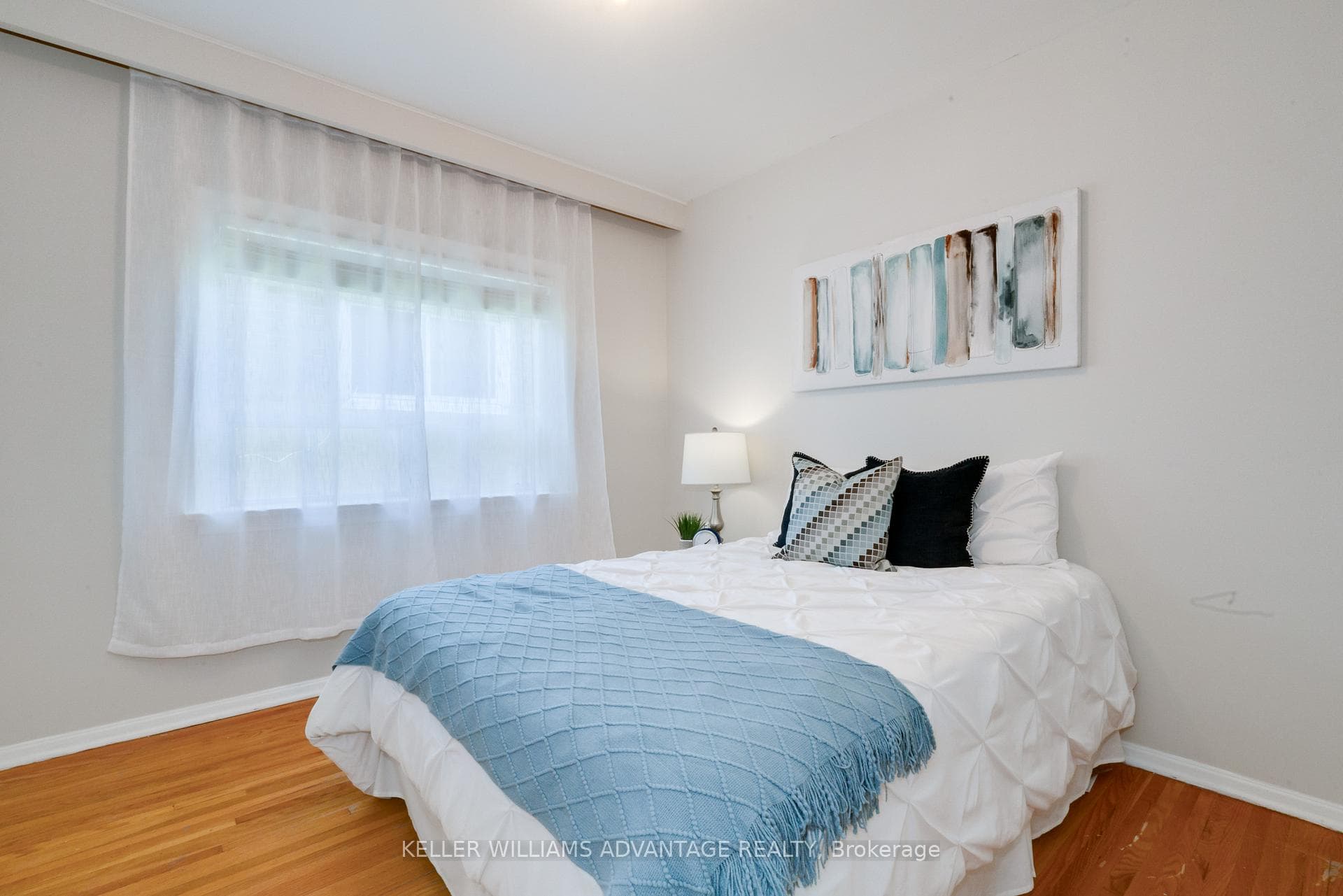 16 Droxford Avenue photo 13