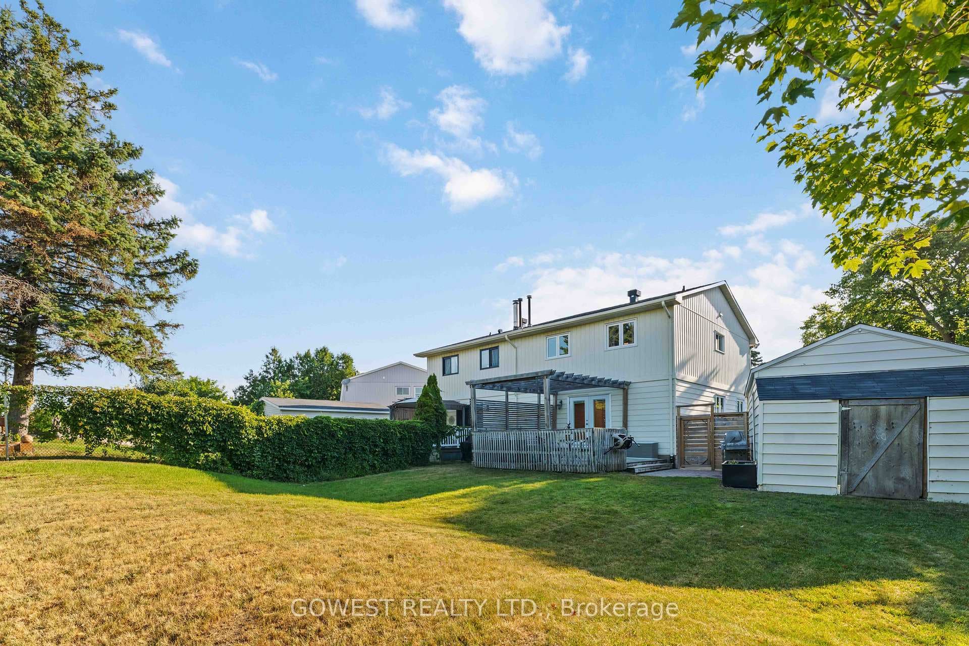 94 Fieldgate Drive photo 33