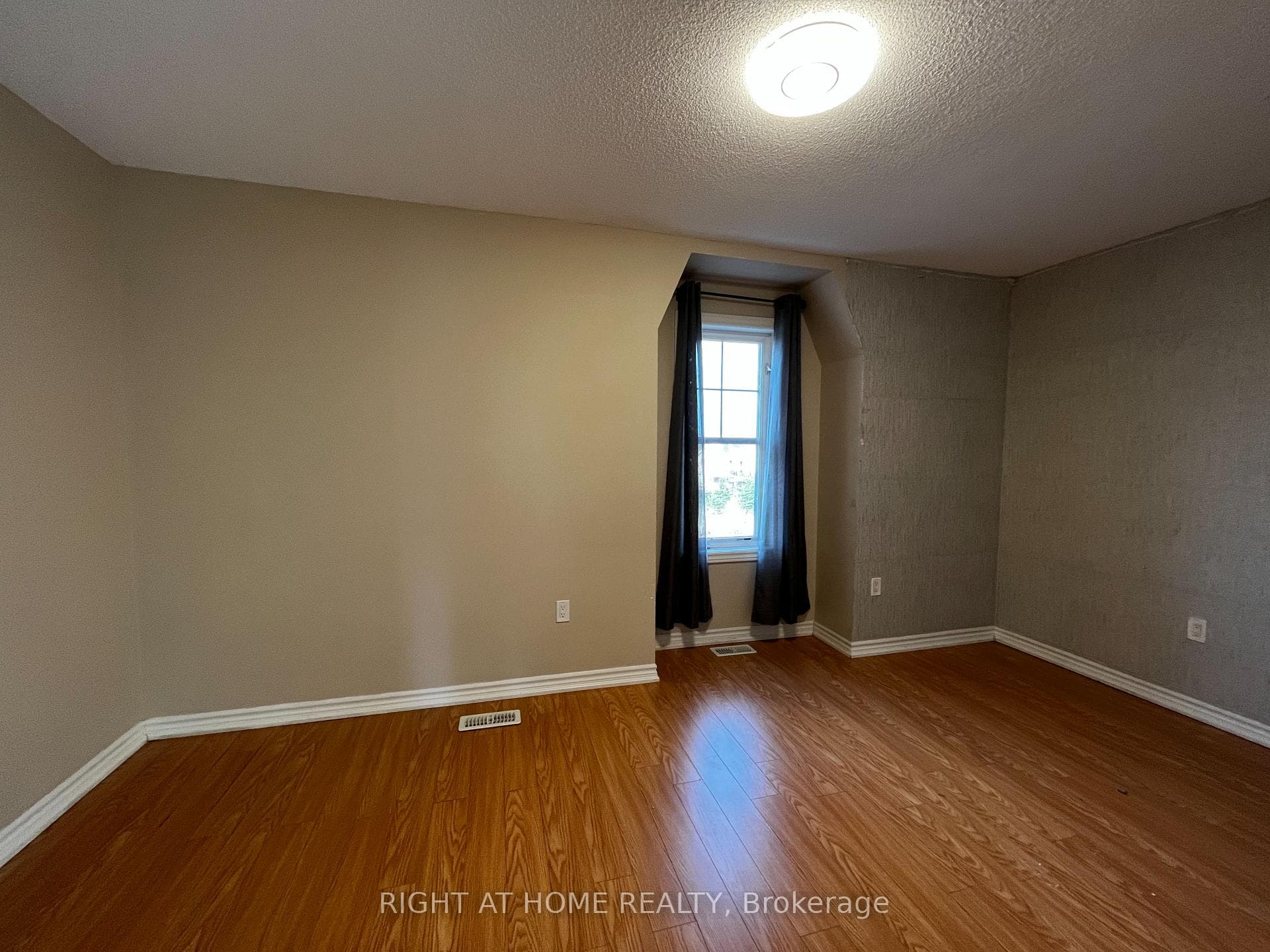 1380 Costigan Road Unit 128 photo 18