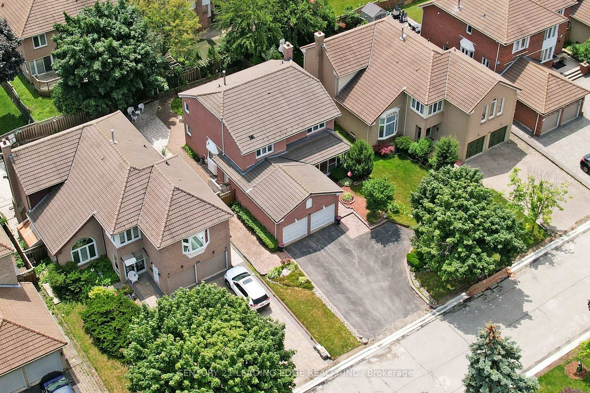 25 Halstead Drive photo 29