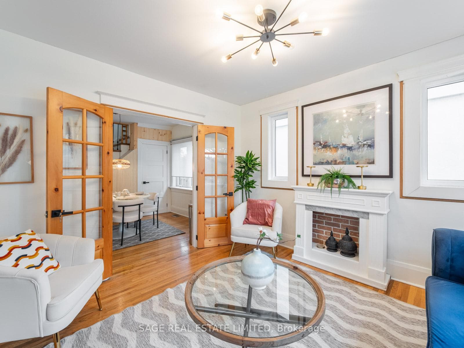 19 SAVOY Avenue photo 7