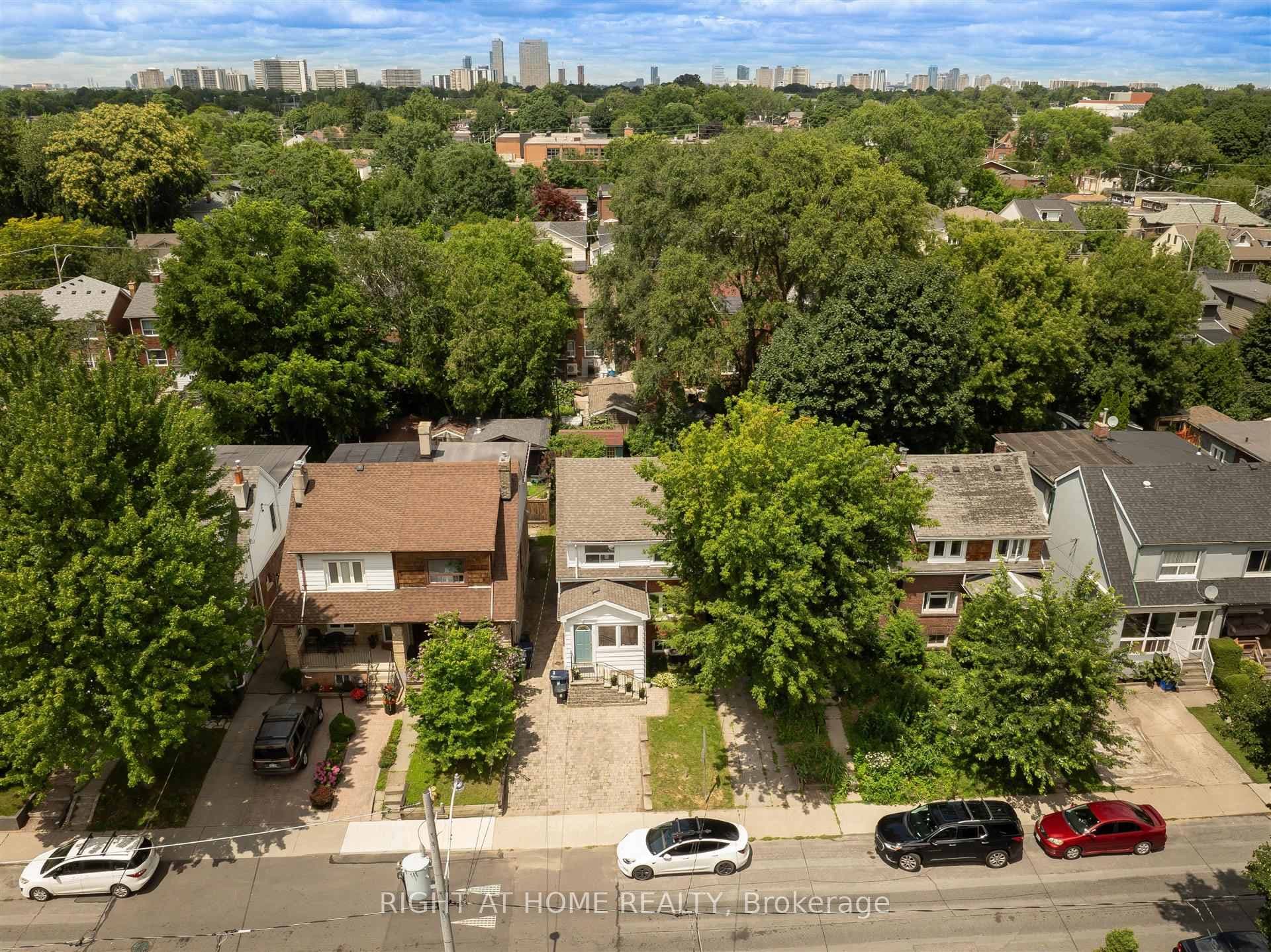 304 Milverton Boulevard photo 3