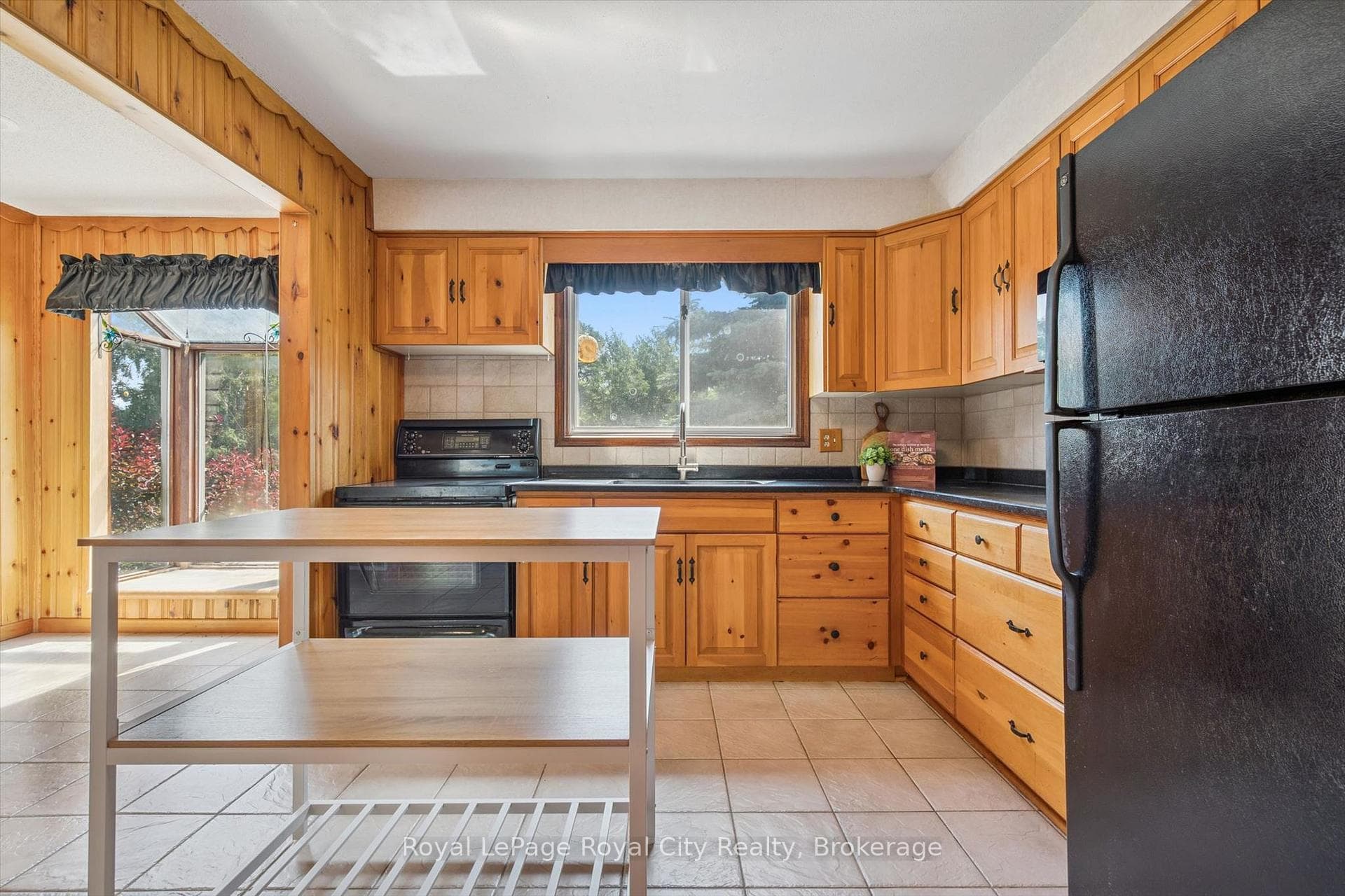 85 Sleeman Avenue photo 12