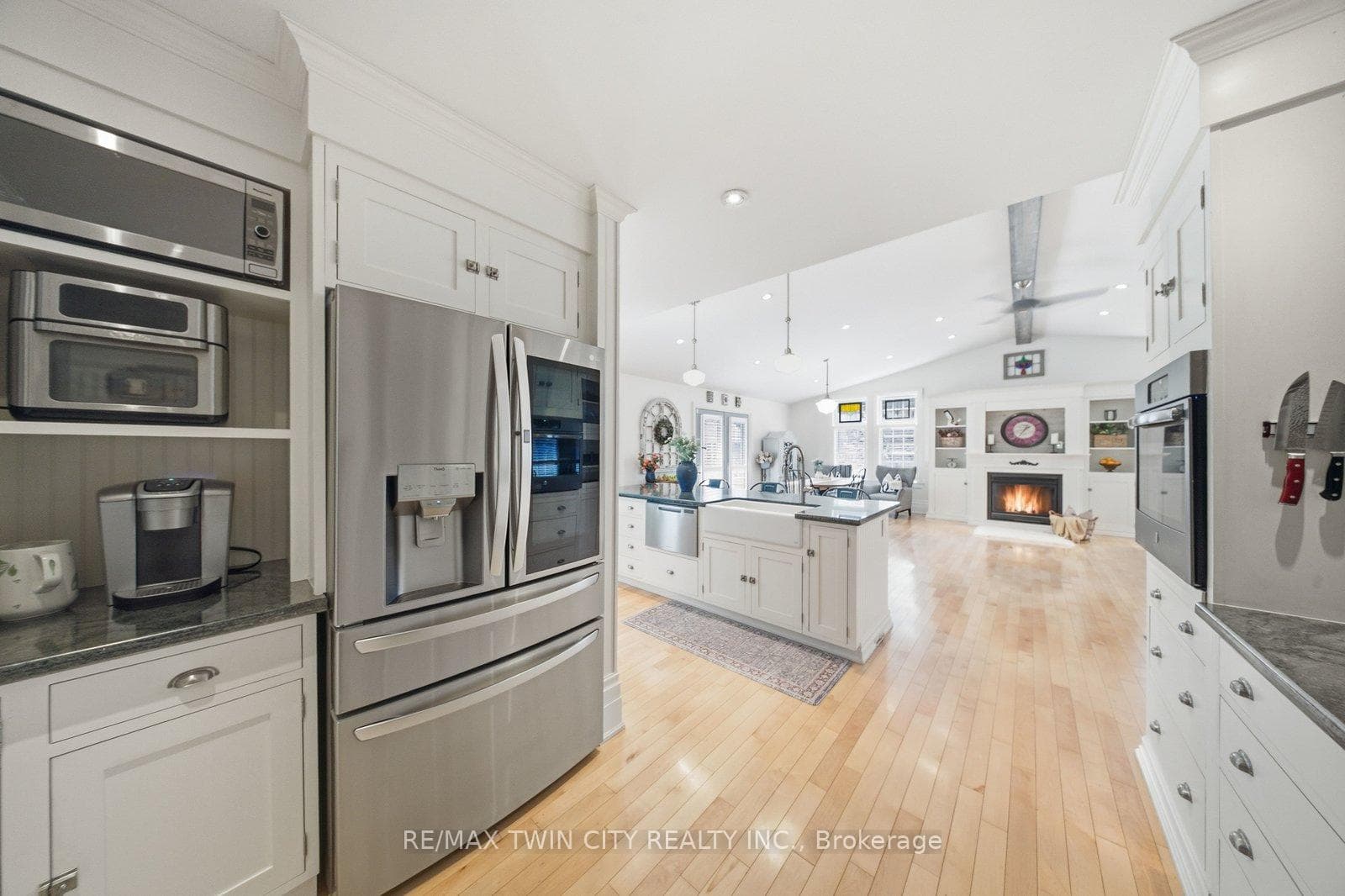 108 William Street photo 21
