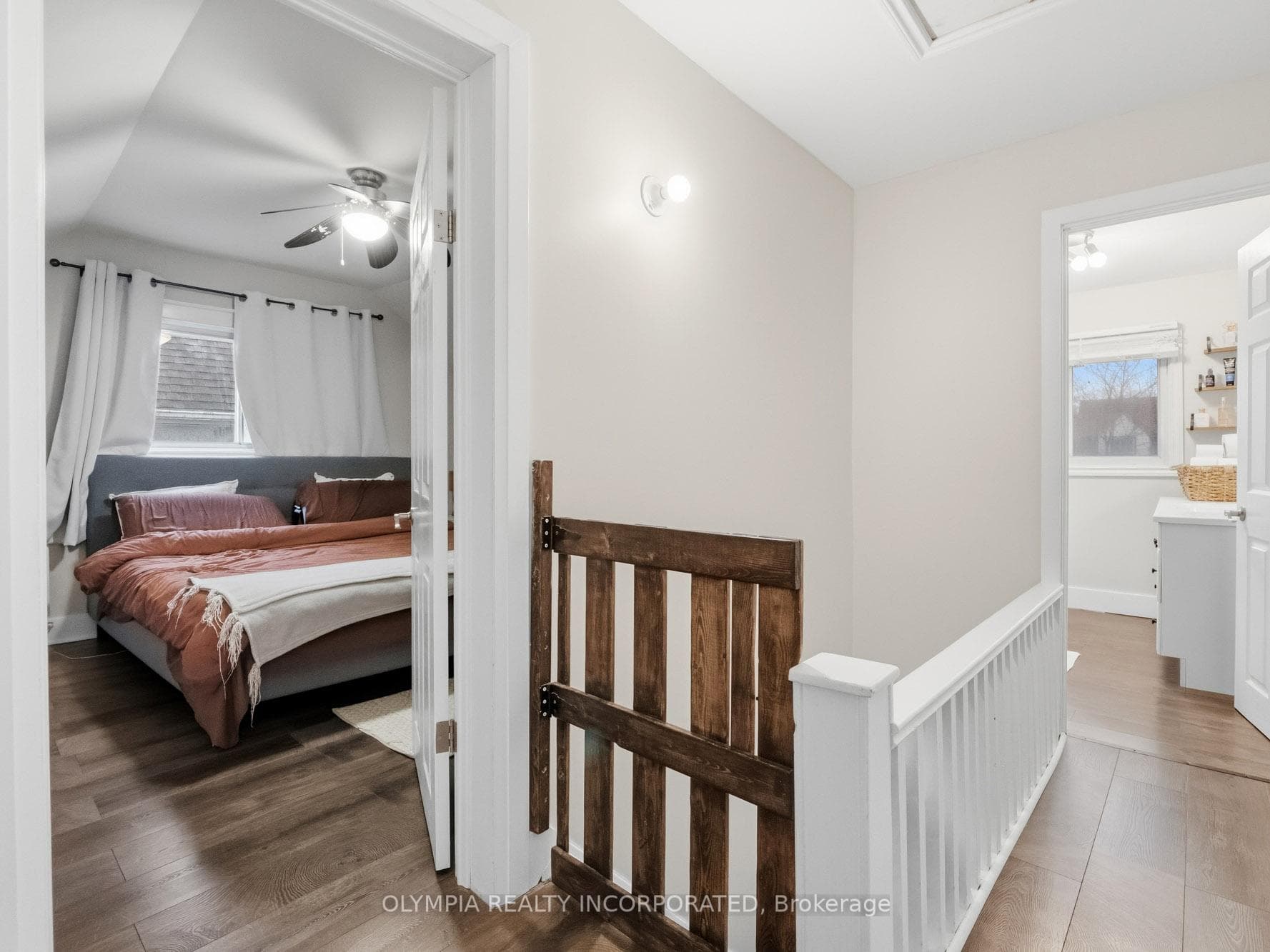 141 Elizabeth Street photo 17