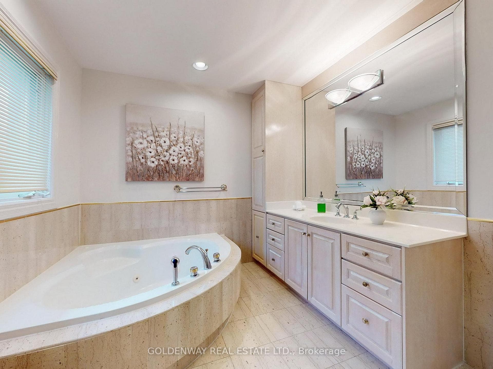 17 Garden Park Avenue photo 24