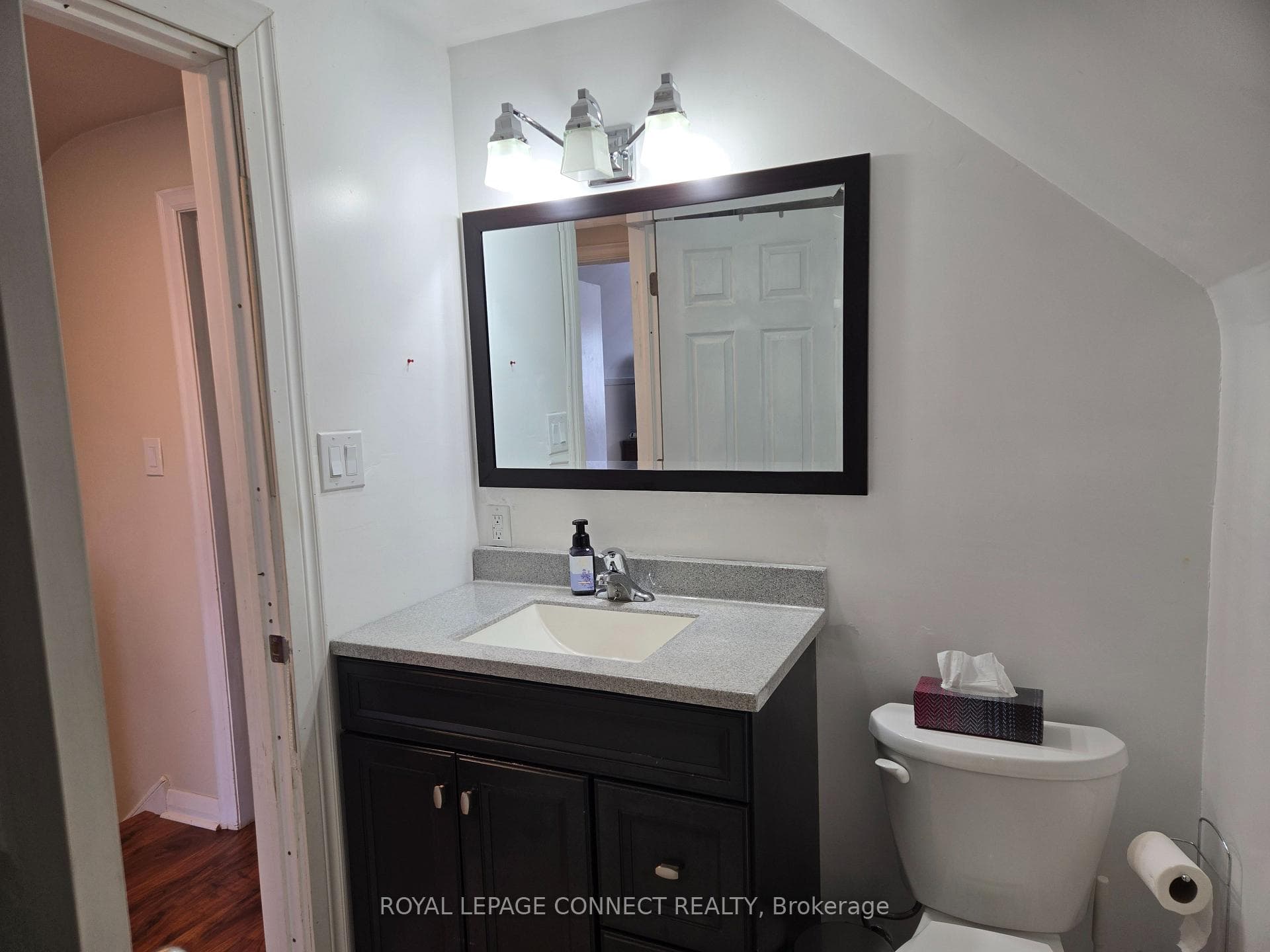 220 Glencairn Avenue photo 14
