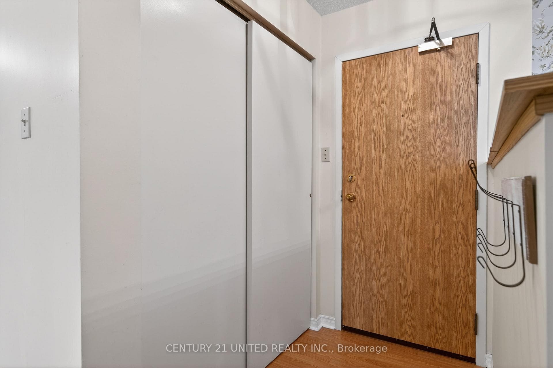 2185 Walker Avenue Unit 206 photo 8