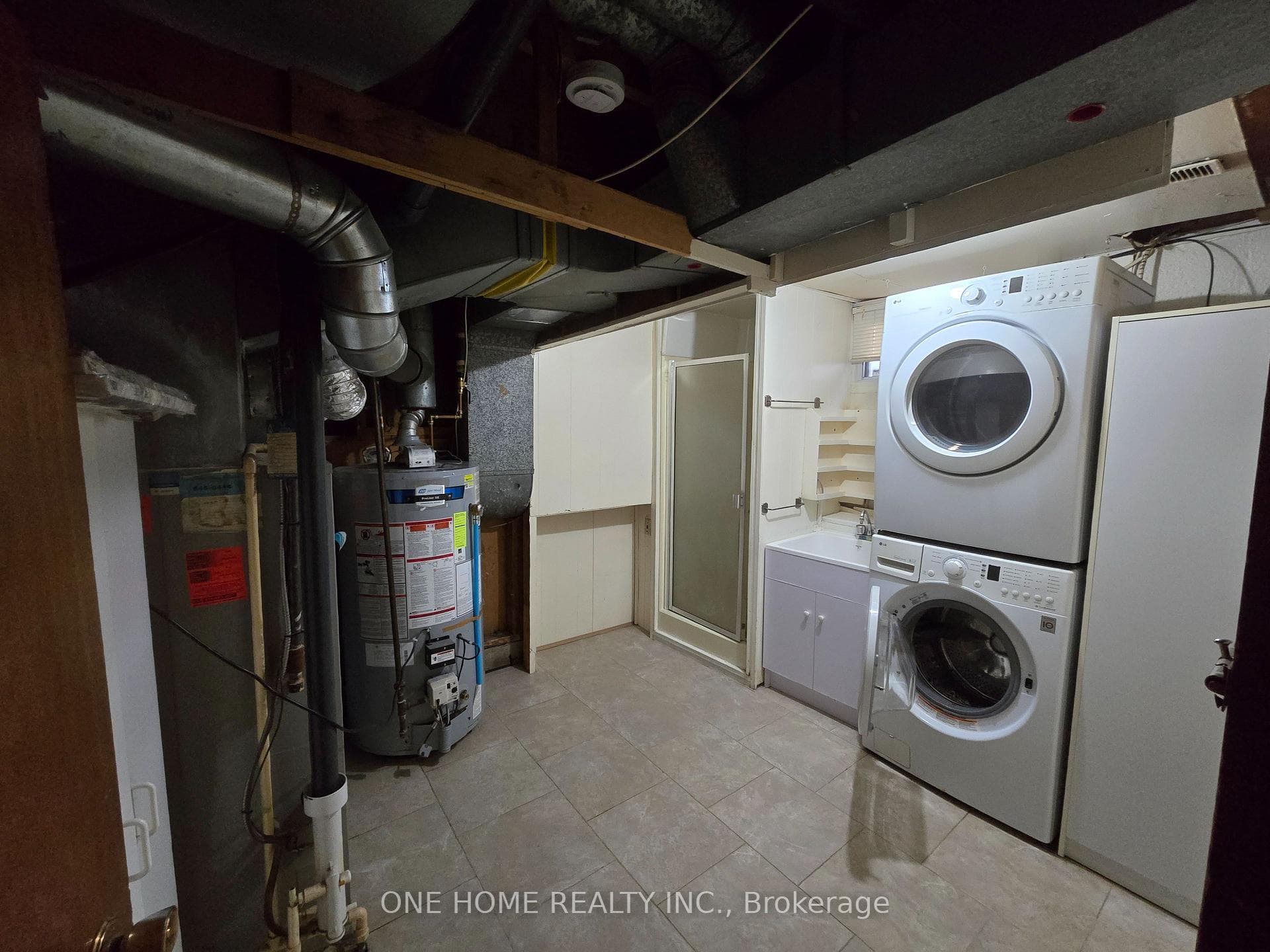 223 Elmwood Road photo 28