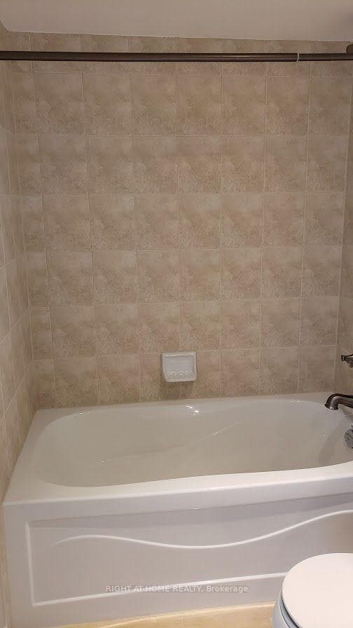 900 Mount Pleasant Road Unit 327 photo 18