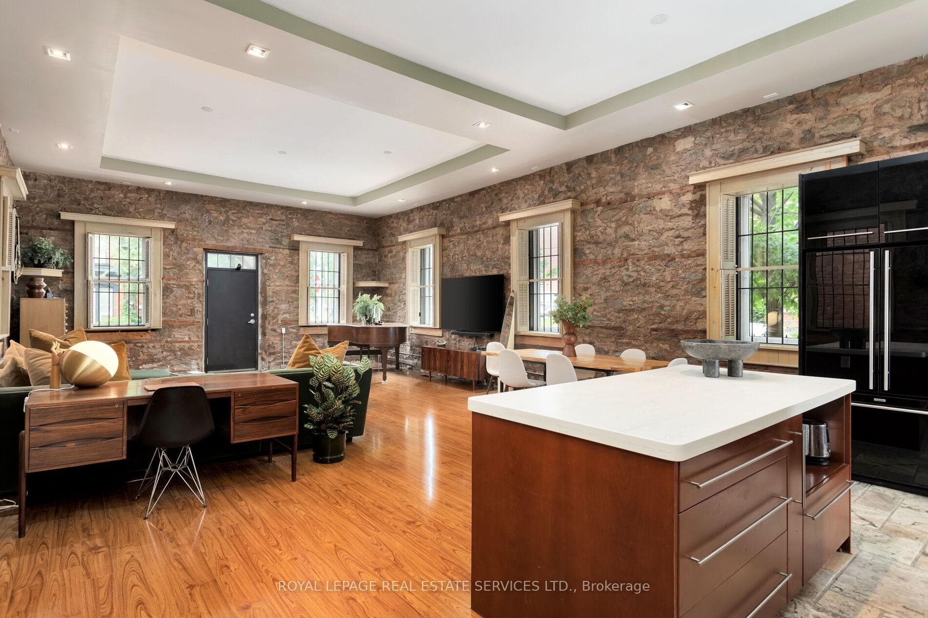 180 Walnut Street photo 10