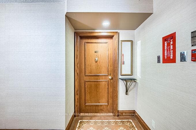 1 Aberfoyle Crescent Unit 510 photo 9