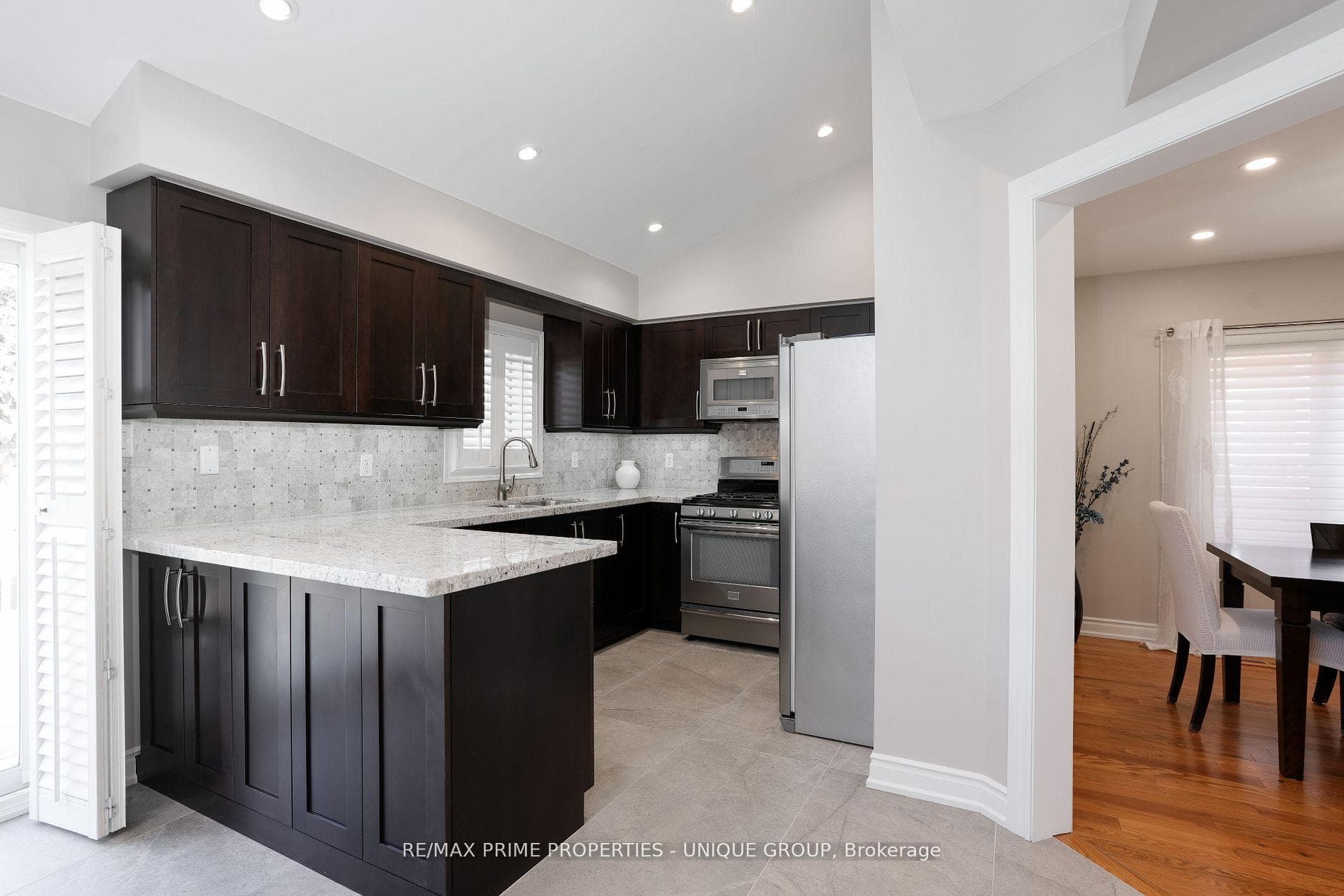 81 Deib Crescent photo 14