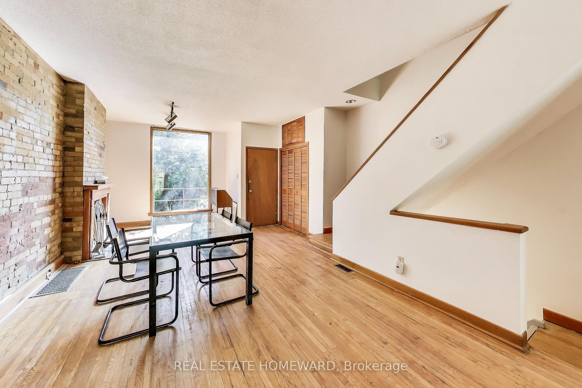 248 Cottingham Street photo 5