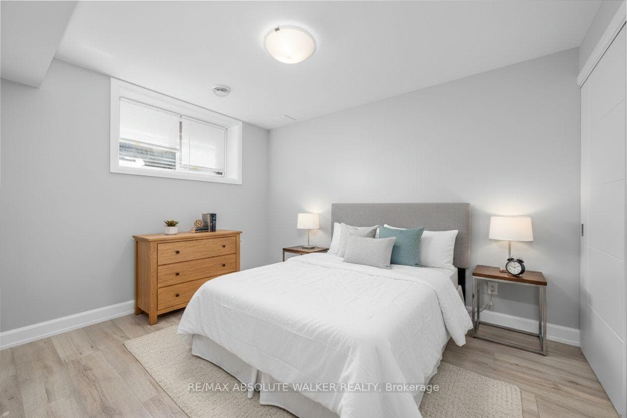 102 Sophie Lane photo 9