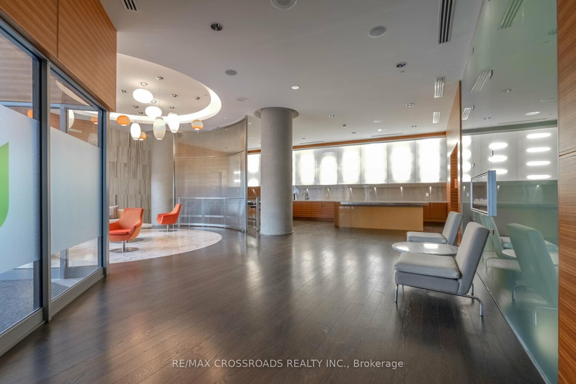 135 Village Green Square Unit 1320 photo 19