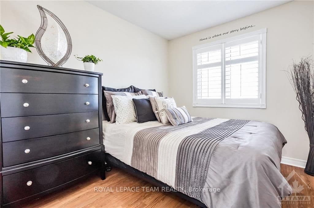 293 STONEWAY Drive photo 22