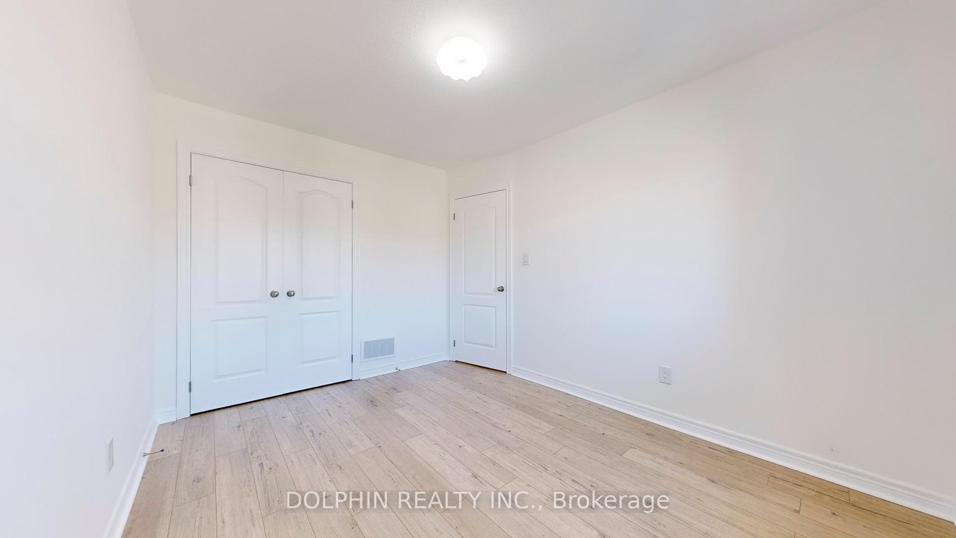 29 Westport Drive photo 22