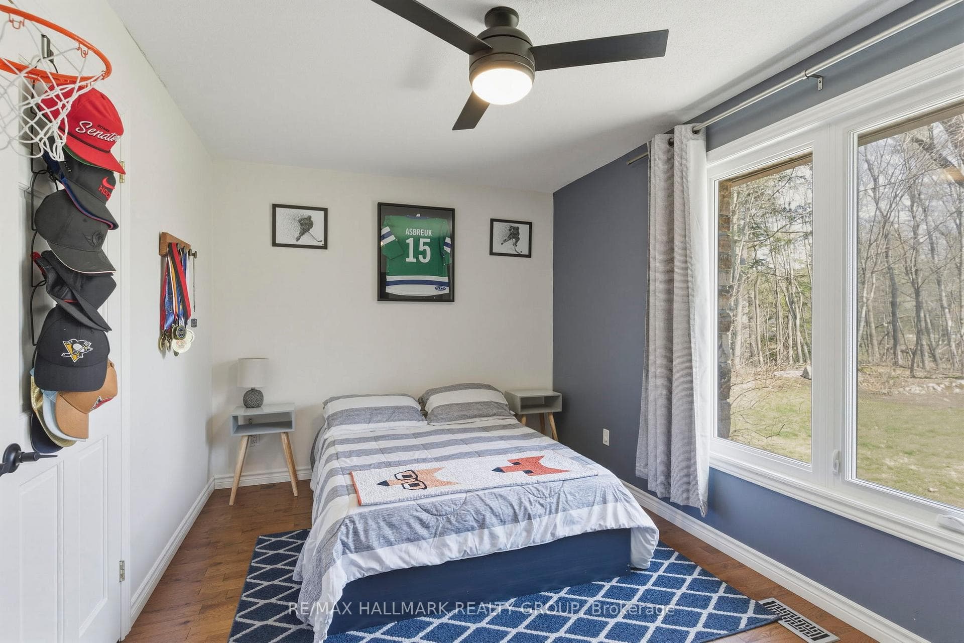 408 Yole Crescent photo 32